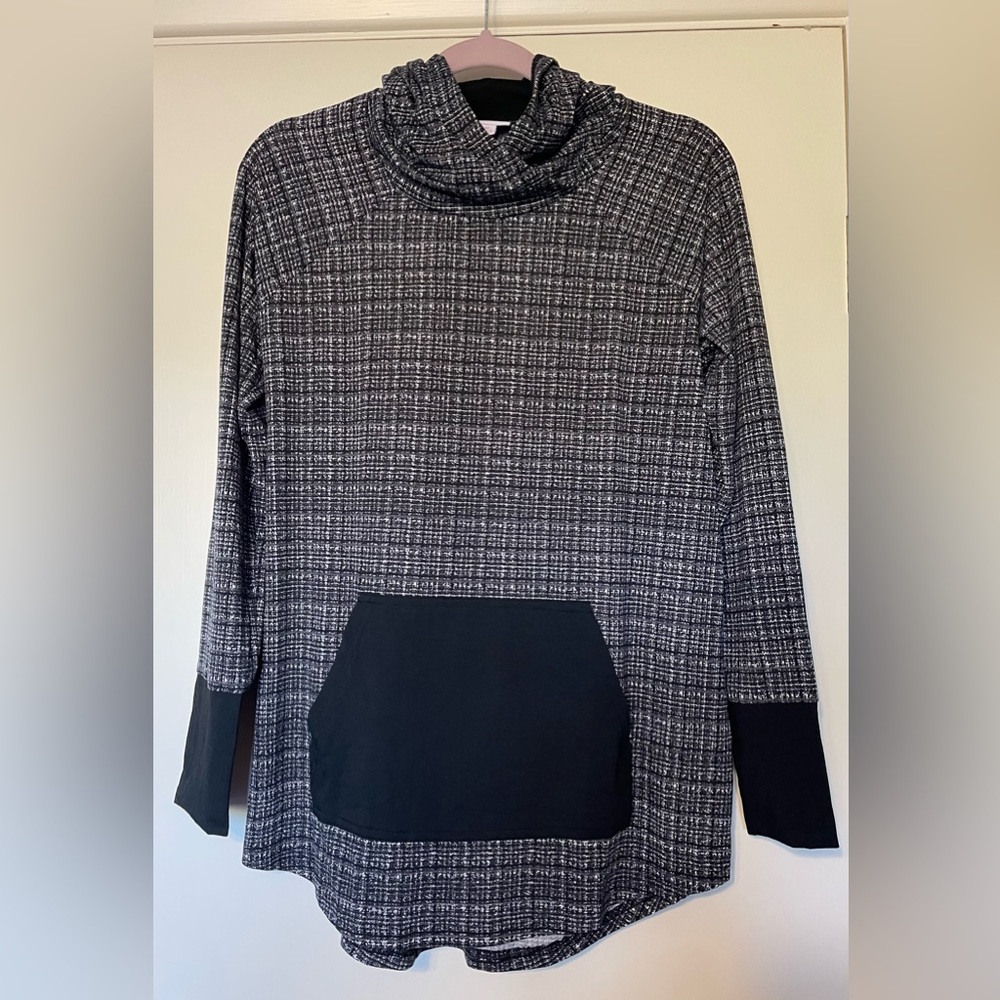 LuLaRoe Black and Gray Amber Hoodie